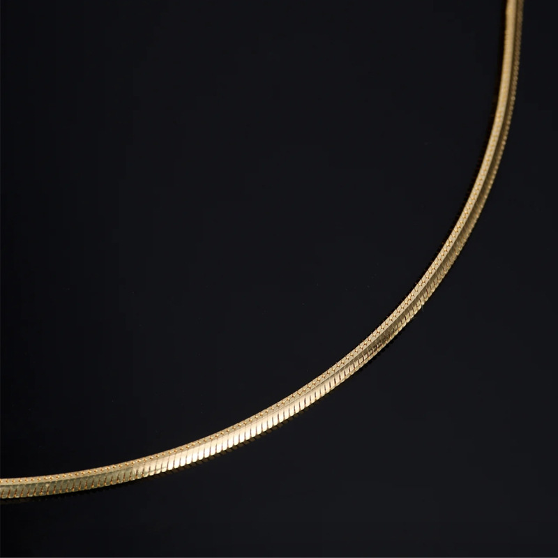 Korean-style horse eye diamond triangular snake bone chain bracelet for women, light luxury minimalist style, niche design sense, noble and versatile jewelry pic 7