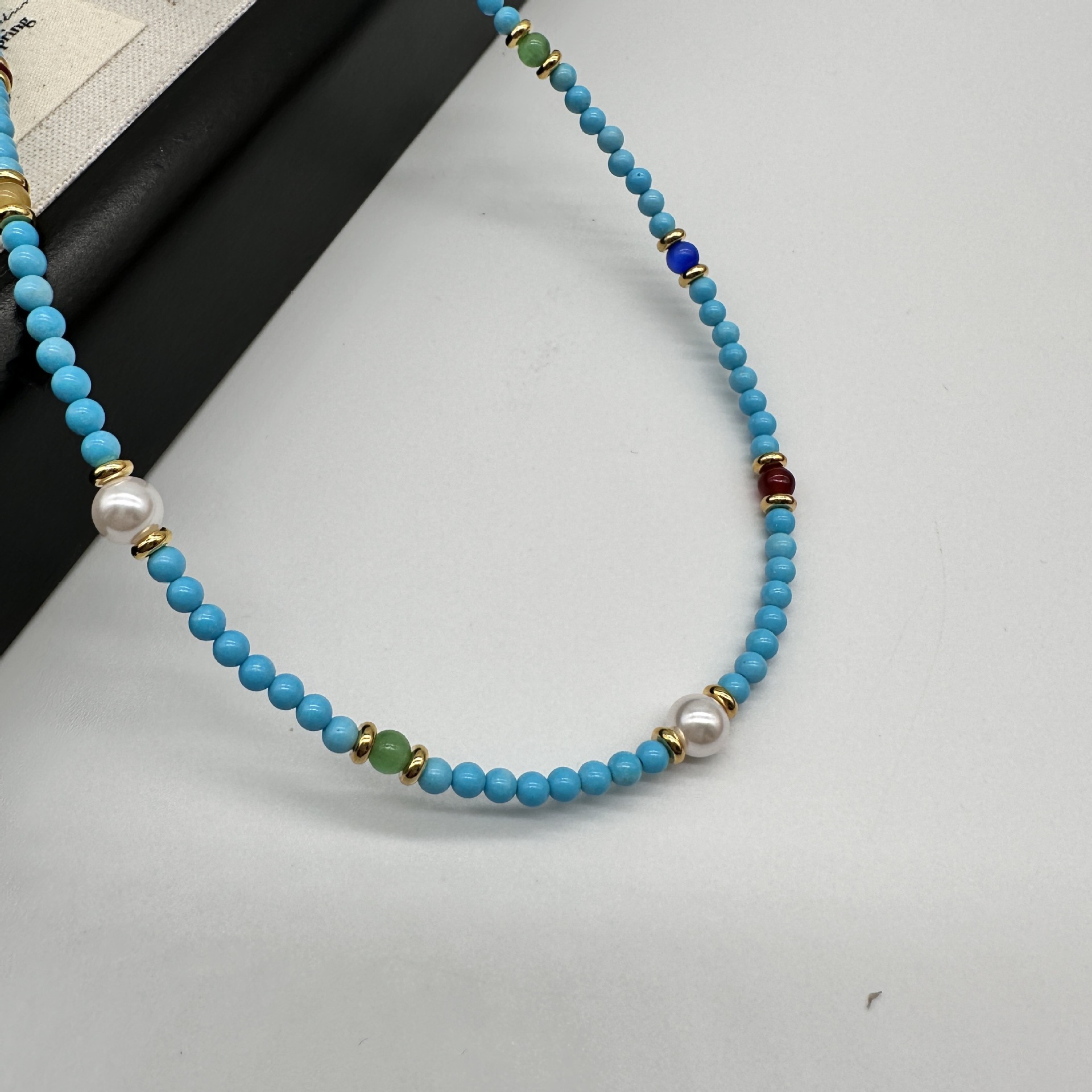 Natural stone turquoise beaded necklace, niche design, high-end collarbone chain, new Chinese style, fresh and delicate handcrafted necklace for women pic 13