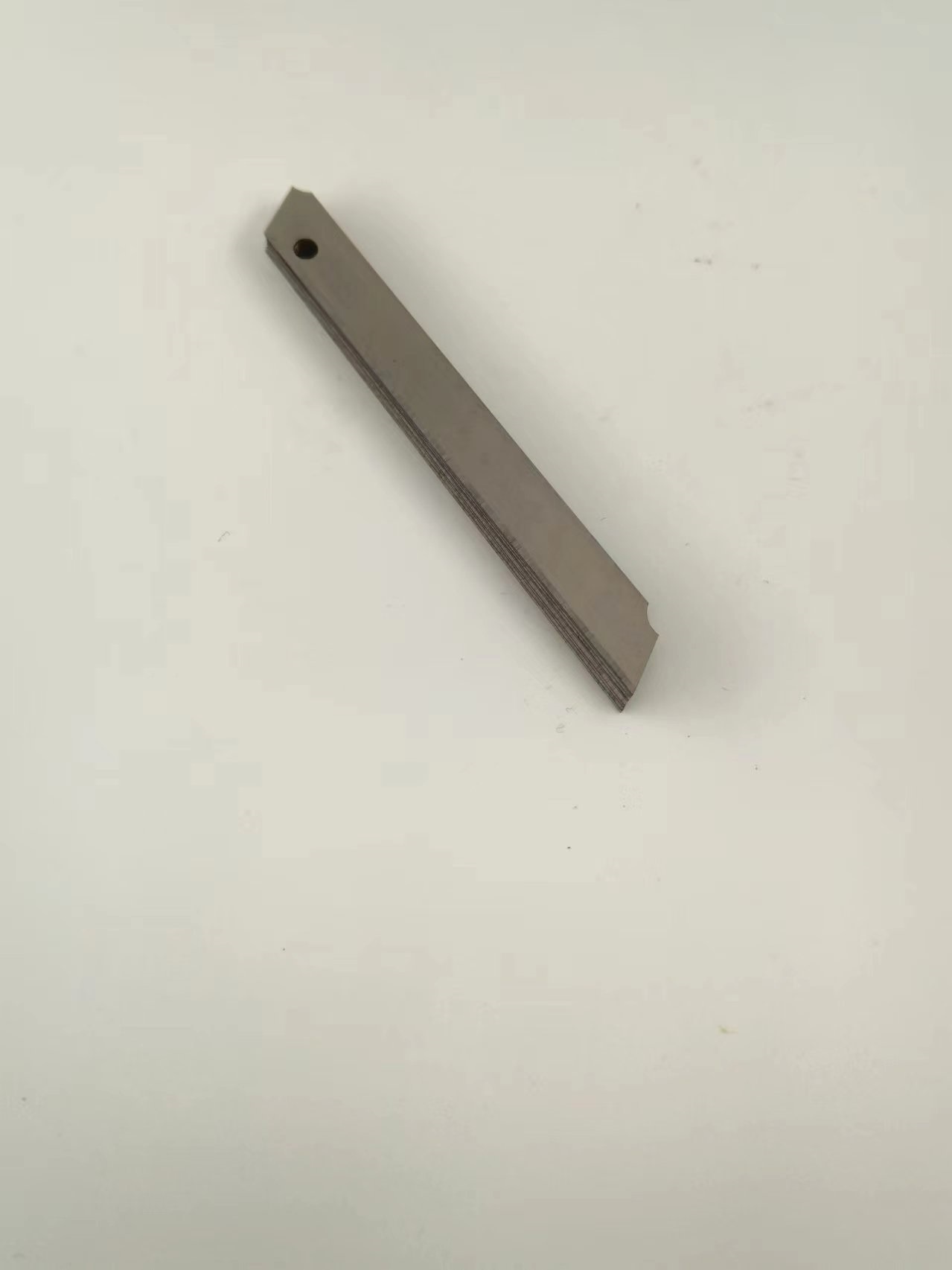 Utility knife blades, paper cutting blades, medium blades, large wallpaper blades, 9mm blades, high quality and sharp pic 2