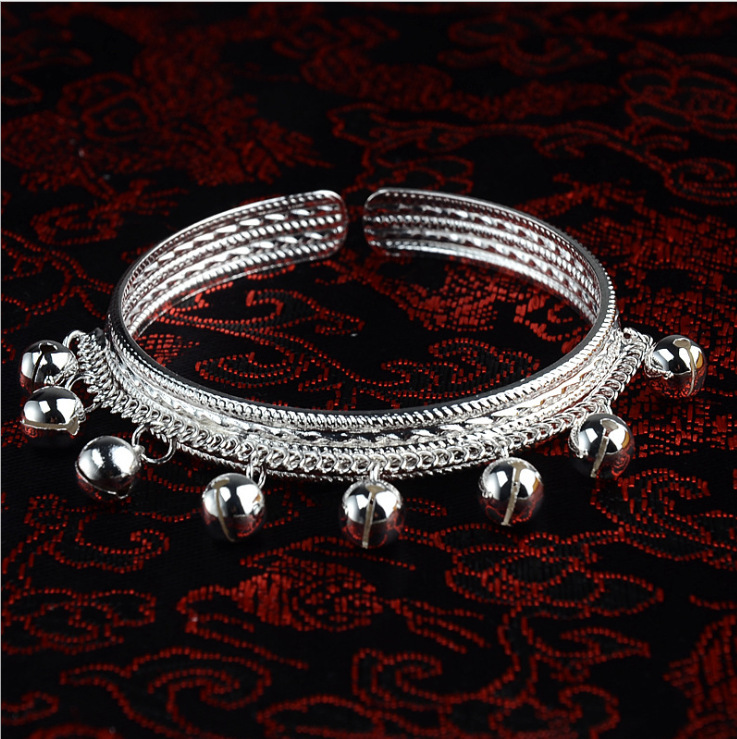 Eight bell bracelets and five bell stage ornaments in the style of Miao silver ethnic style from street stalls at tourist attractions pic 11