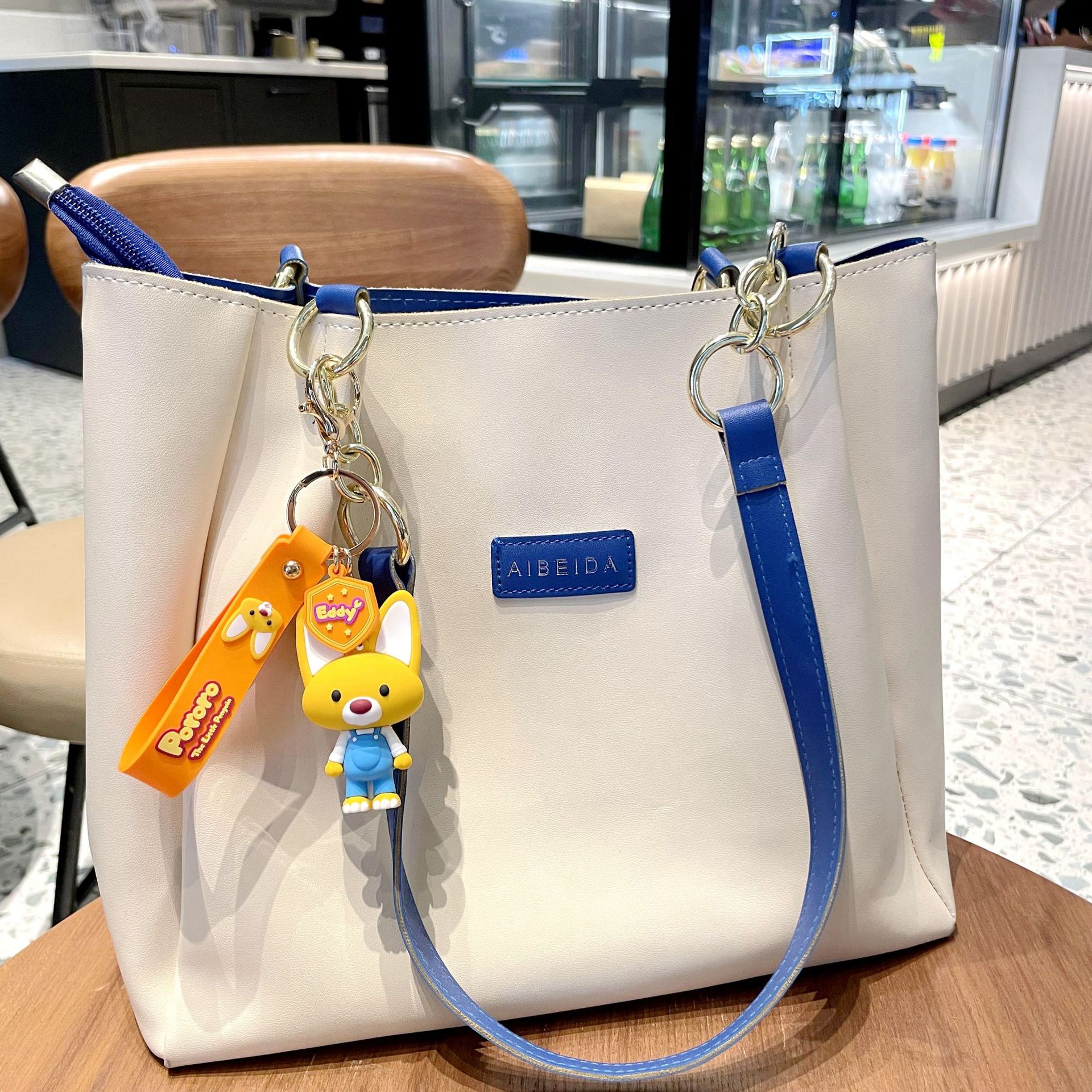 Wholesale of genuine creative Bolele cute cartoon dolls, keychains, couple schoolbags, small pendants, and popular online gifts pic 11