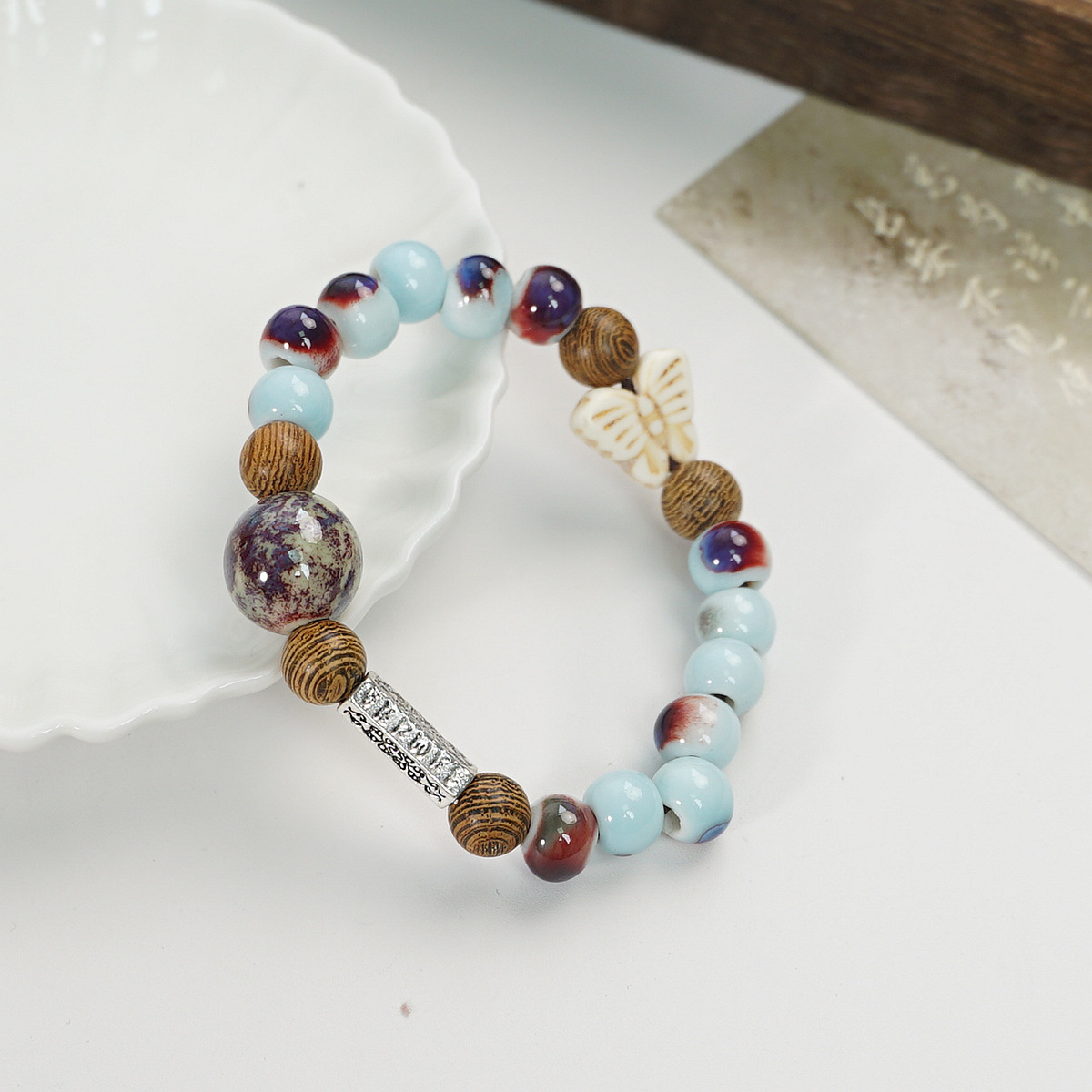 The popular Jingdezhen ceramic handcrafted beaded bracelet of the same style on Xiaohongshu is versatile and does not fade. Wholesale of bracelet accessories pic 3