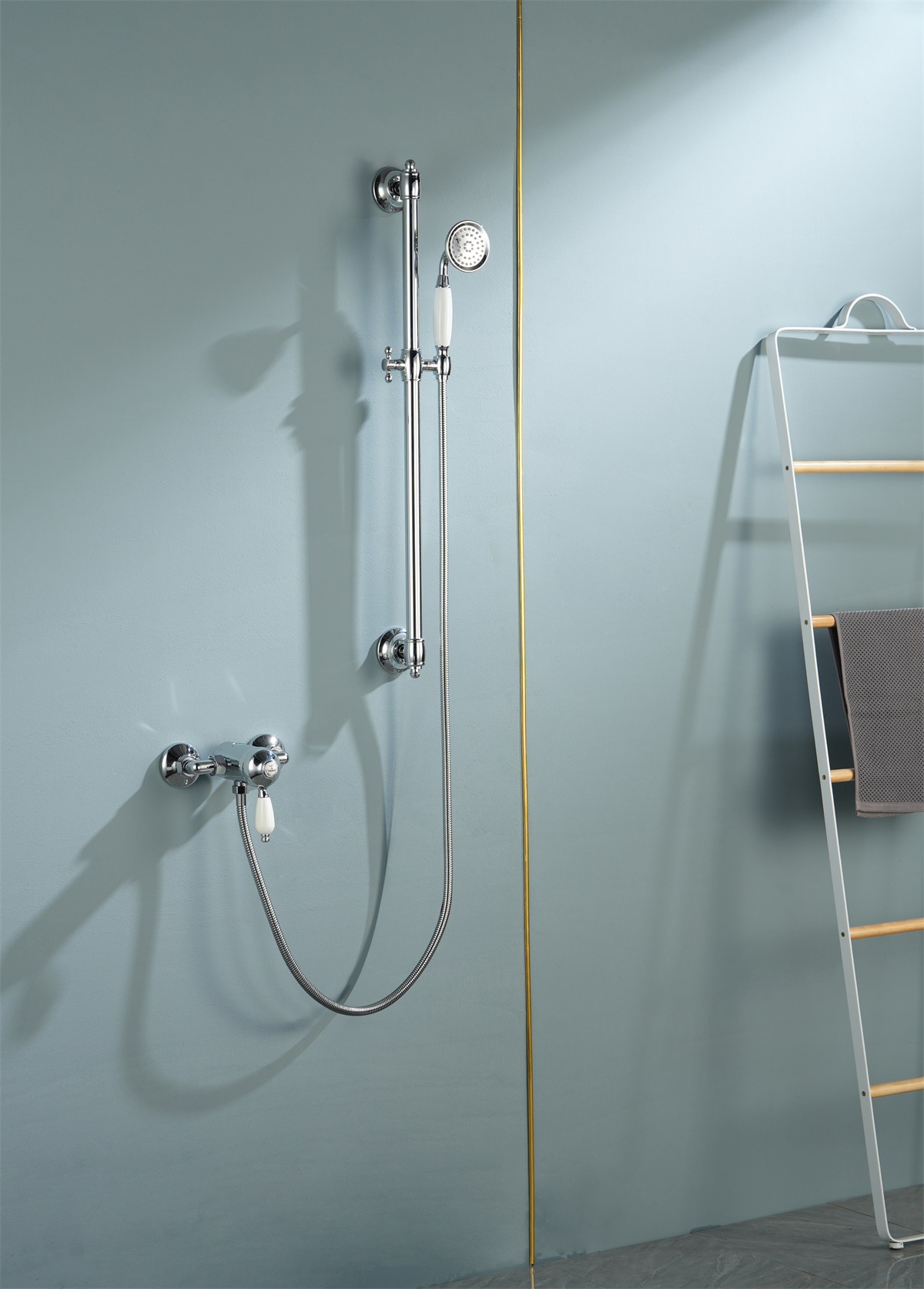 欧式全铜冷热花洒金色淋浴花洒挂墙式龙头卫生间升降增压混水阀详情18