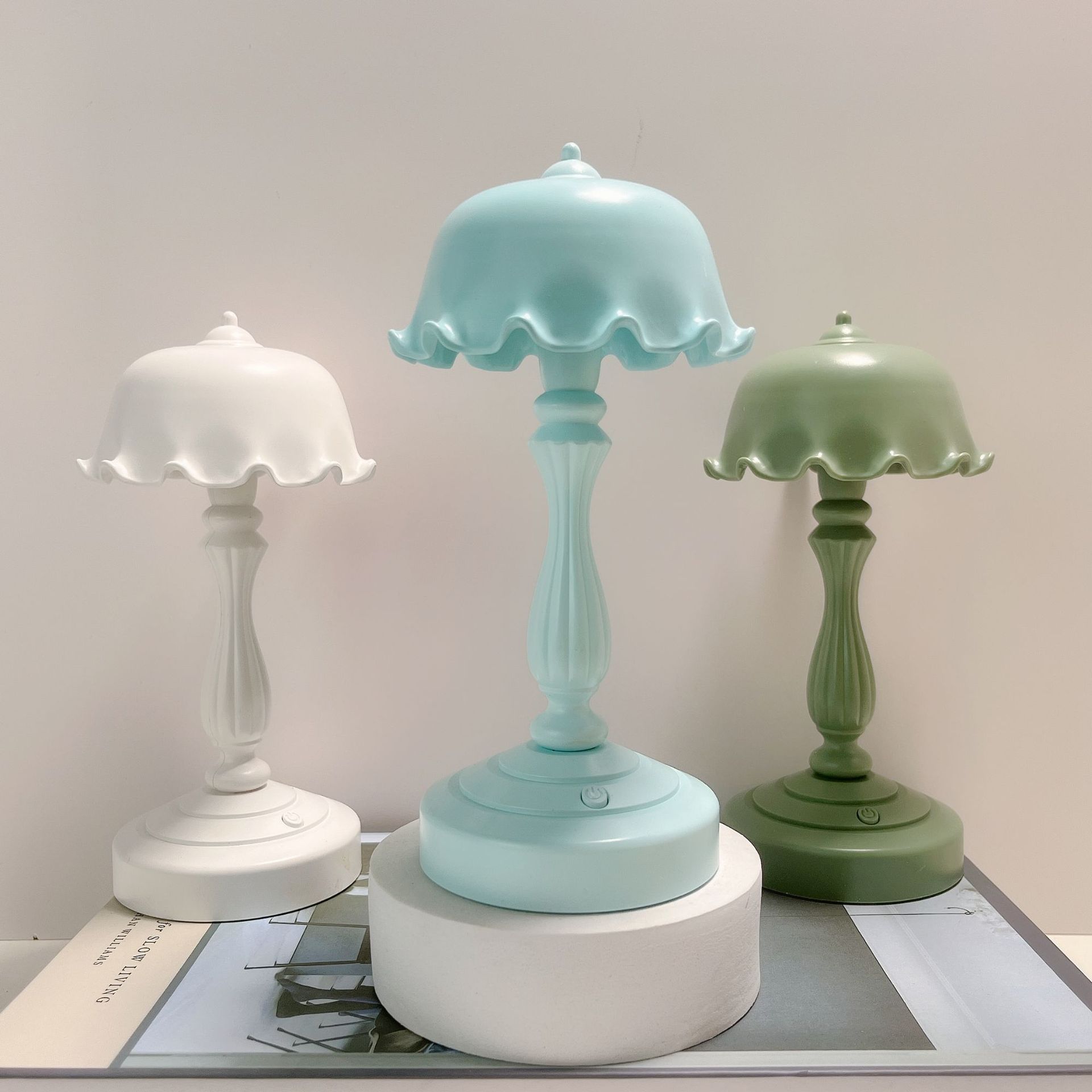 Retro atmosphere light, DIY handmade table lamp, lotus leaf night light, cute and girlish bedroom lighting, Nordic style, eye-protecting pic 29