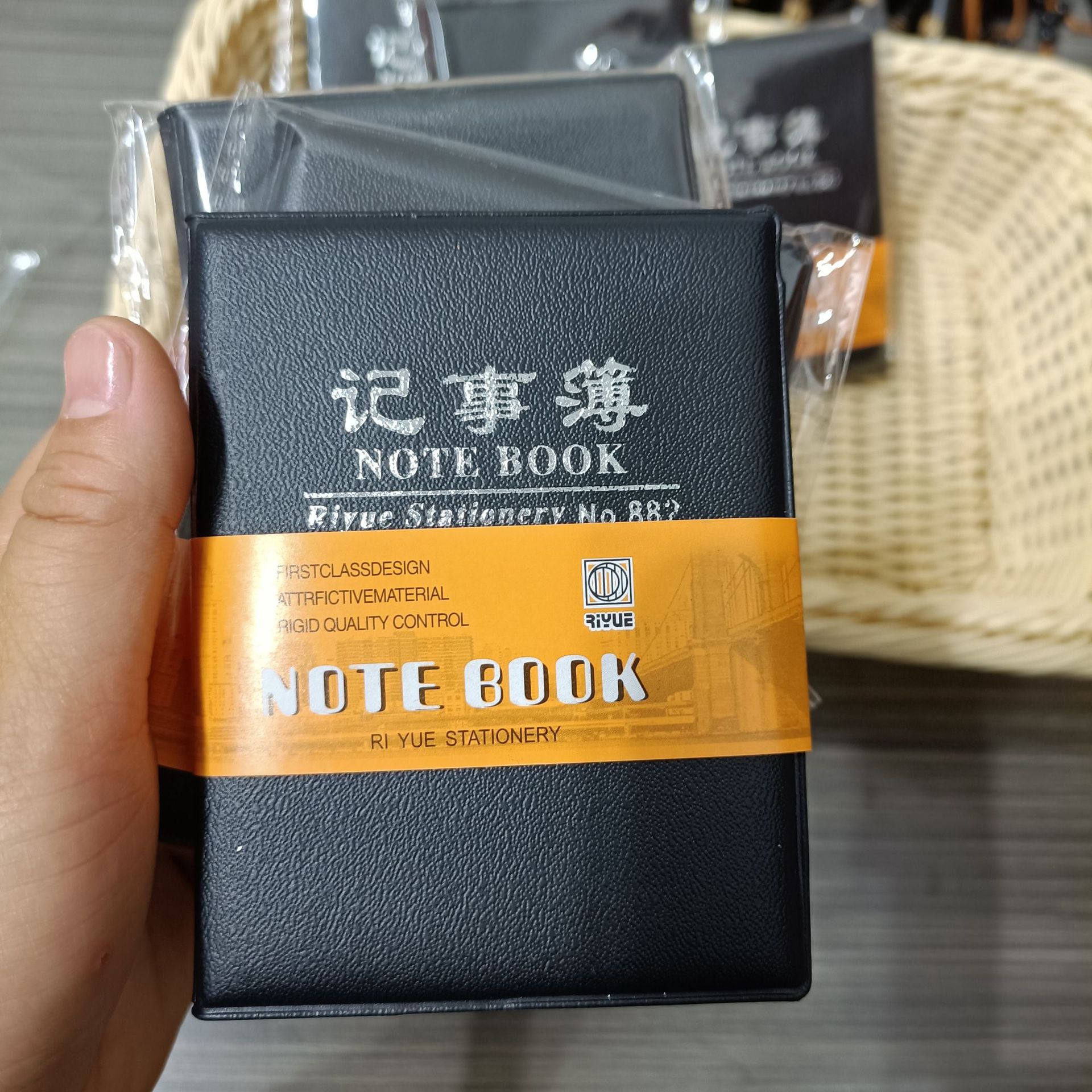 【 Zone 3-8 】 Small notebooks 500/ small boxes 1000/ pieces Black notebooks, portable faux leather notebooks, business notebooks, one-yuan store supply pic 6