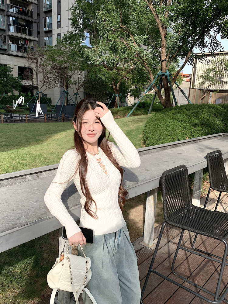 白色圆领镂空针织衫女秋冬修身长袖麻花毛衣打底内搭辣妹紧身上衣详情23