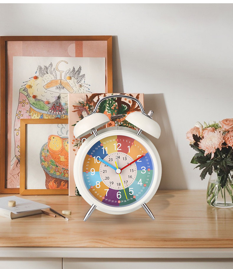 儿童早教金属小闹钟学生充电静音桌面台钟卡通夜光钟表闹铃批发详情13