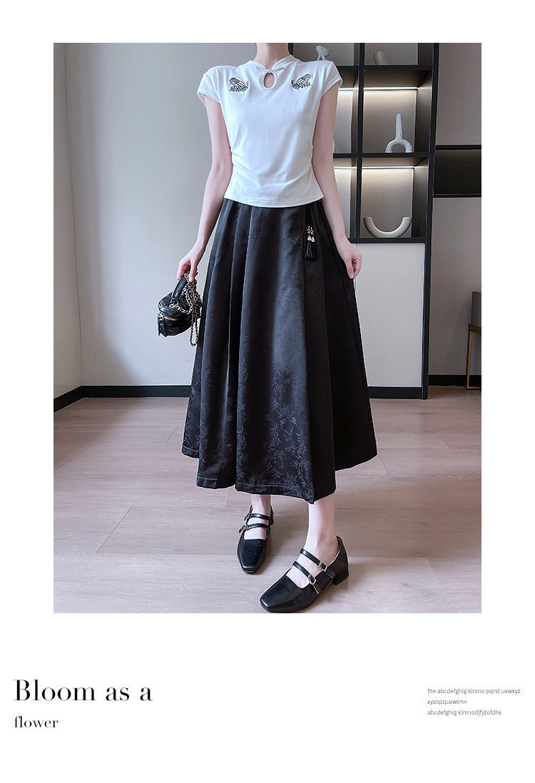 New Chinese-style satin skirt for women in spring and summer, gentle, high-waisted, slimming, large swing, retro jacquard, Chinese-style horse face skirt, Chinese trend pic 25