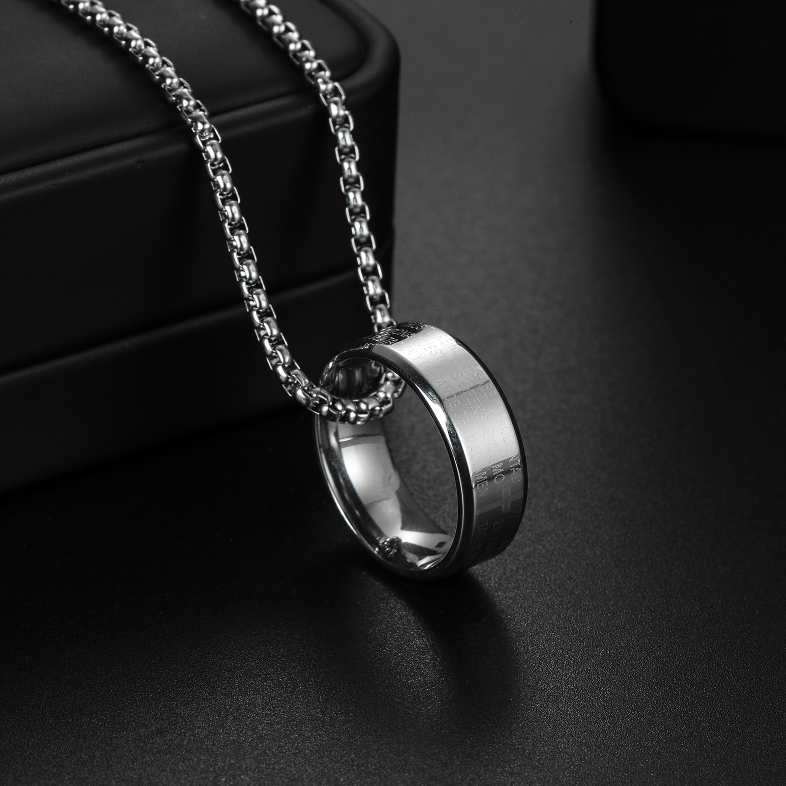 Aliexpress Amazon classic 60cm pearl chain versatile sweater chain, European and American trendy men hip-hop punk style pendant pic 5