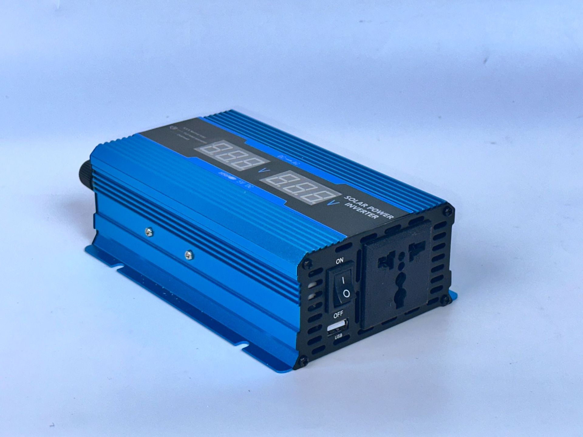 跨境修正波数显逆变器600-2600W车载逆变器12V/24V转110v/220v详情11