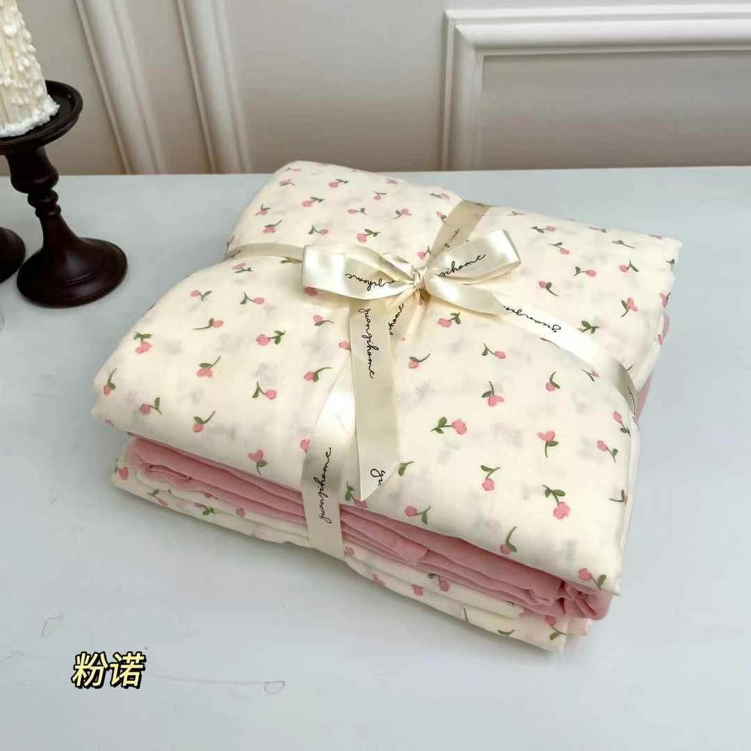 A set of three or four pieces with fresh small floral print double-layer yarn, pure cotton soft naked sleeping quilt cover and cartoon bedding pic 28