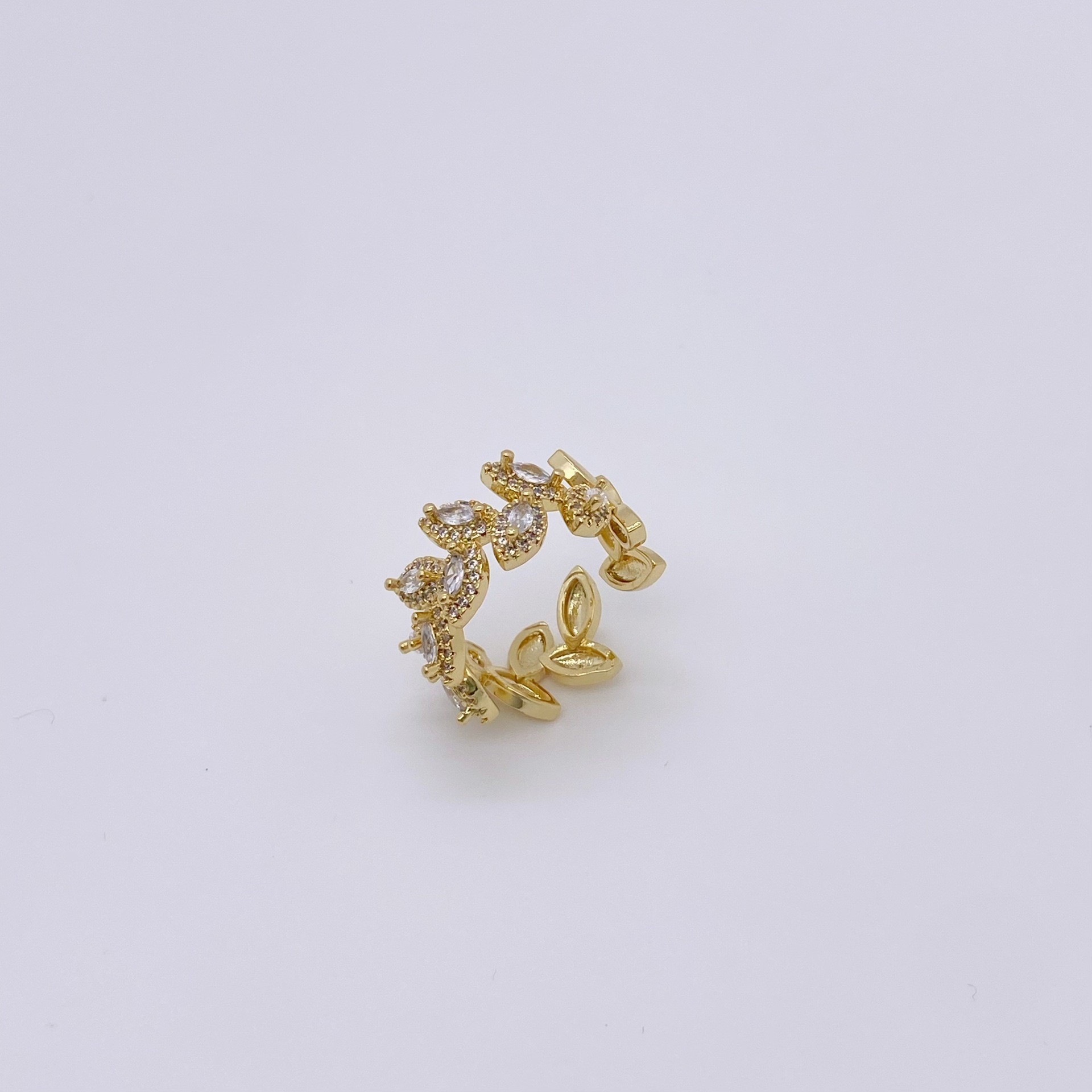 Copper-plated 18K gold sparkling light luxury high-end leaf ring bracelet set, exquisite and fashionable style set wholesale pic 4