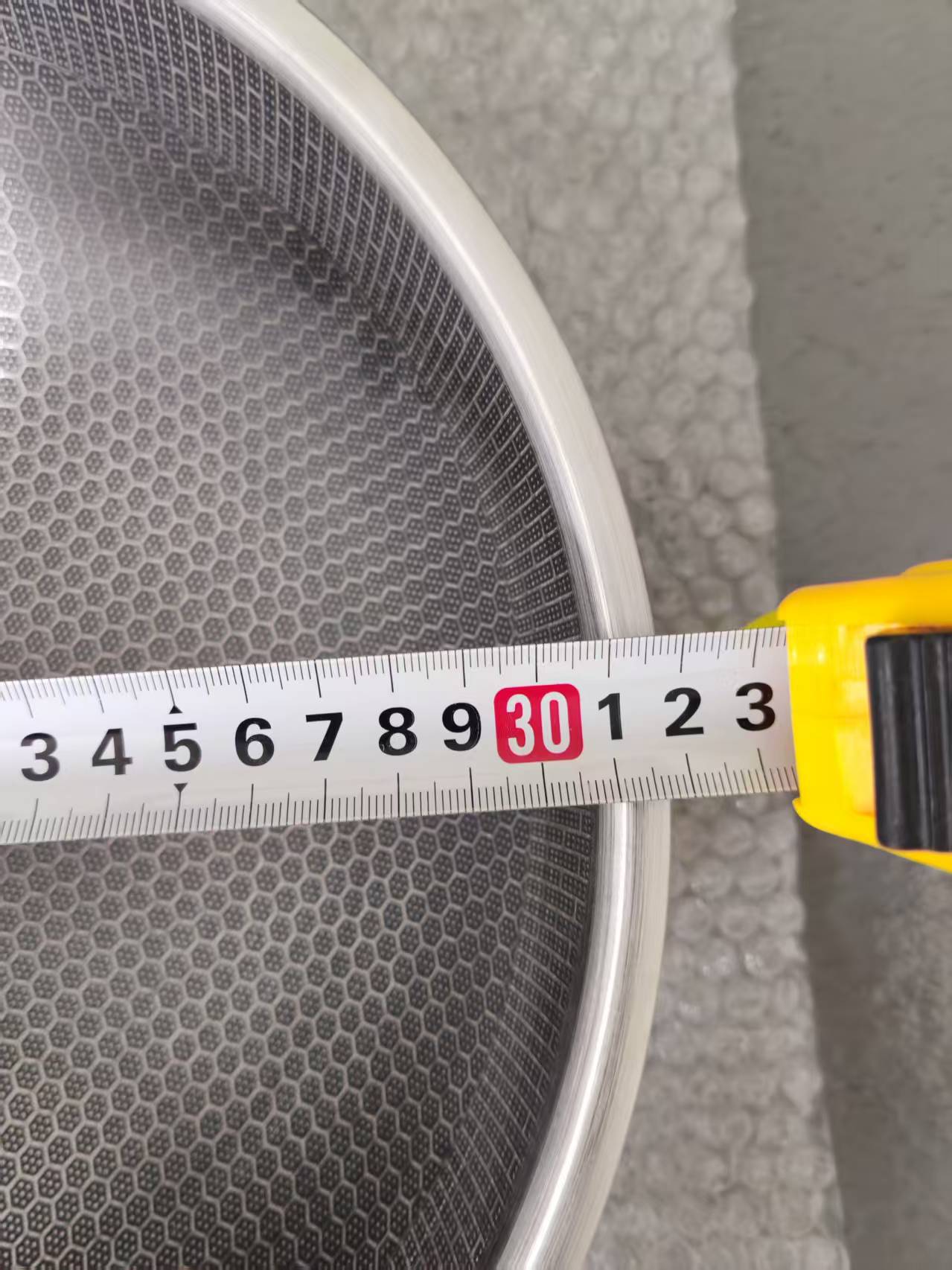 不锈钢家用炒锅蜂窝不粘锅炒菜锅电磁炉燃气灶专用锅具平底详情5