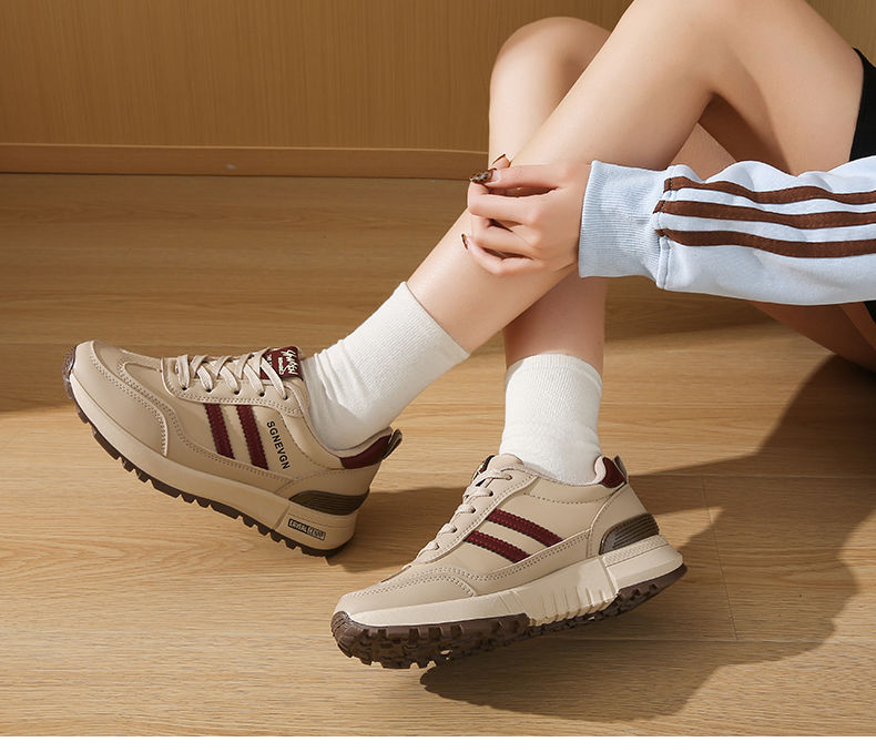 踩屎感轻便休闲运动鞋女士2025春秋季新款软底防滑皮面阿甘跑步鞋详情14