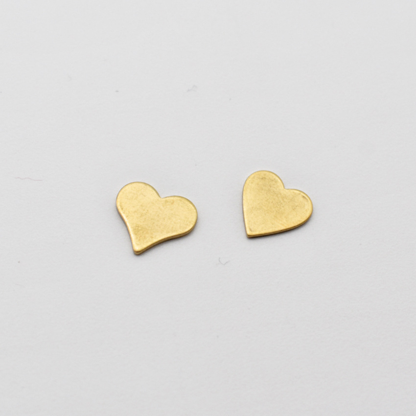 New best-selling bracelets, ear clips, pendants, necklaces, DIY copper jewelry accessories, welded hole-free heart pieces pic 10