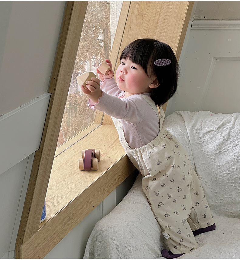 婴儿连体衣套装北欧碎花外出服女宝宝打底衫背带裤幼童两件套清新详情9