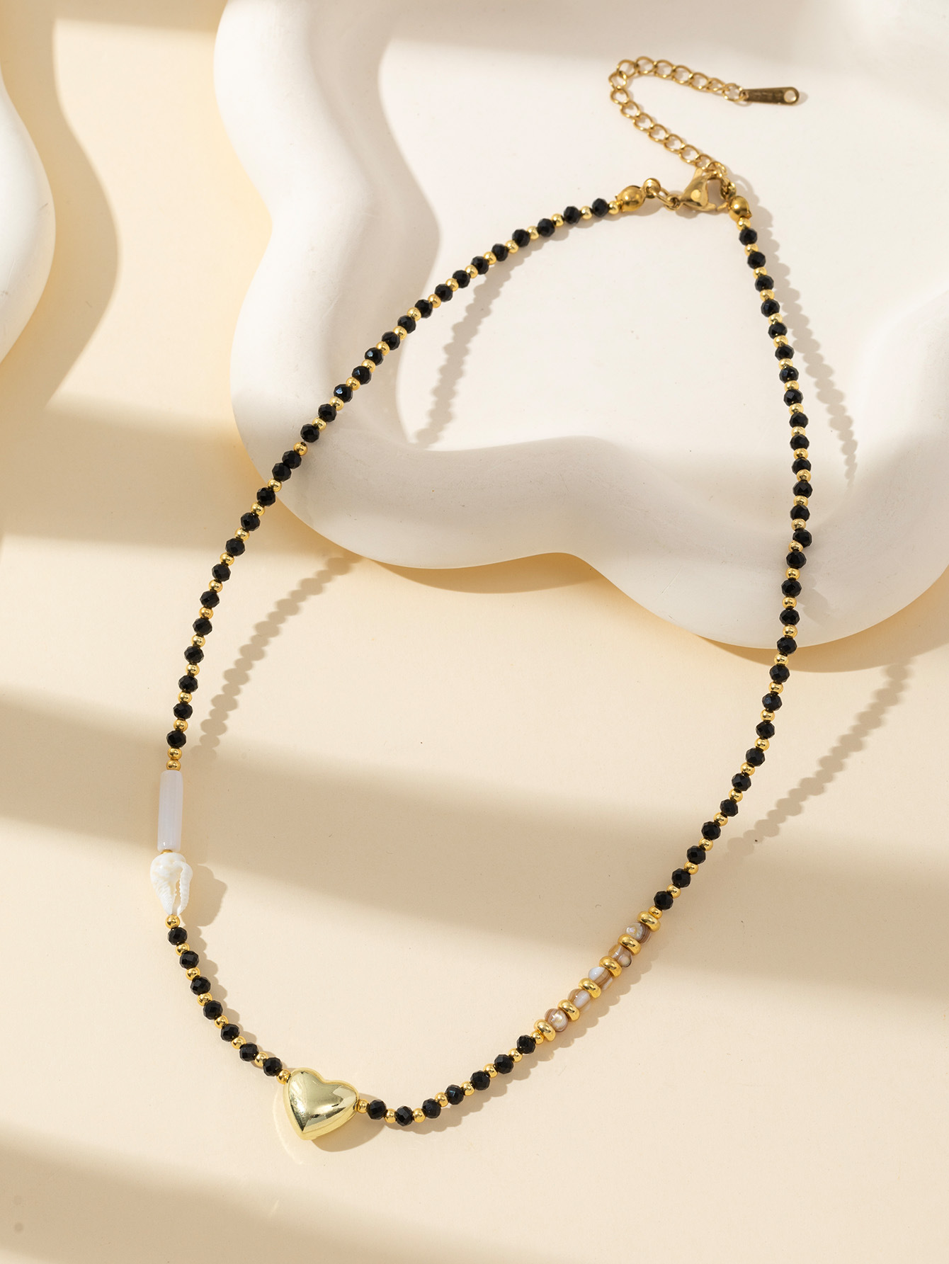 热卖轻奢极简水晶串珠贝壳爱心项链女 优雅气质时尚百搭颈链锁骨链详情4