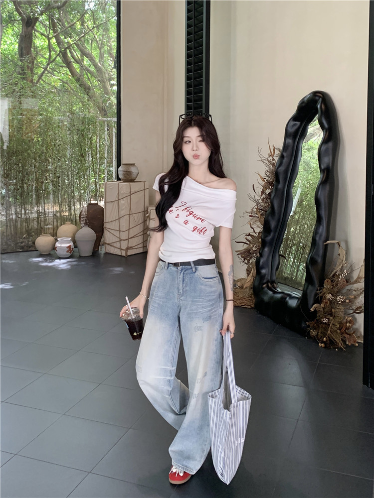 2025夏季新款一字领露肩短袖T恤女 显瘦字母印花设计 辣妹百搭短款上衣 女式T恤修身款详情10