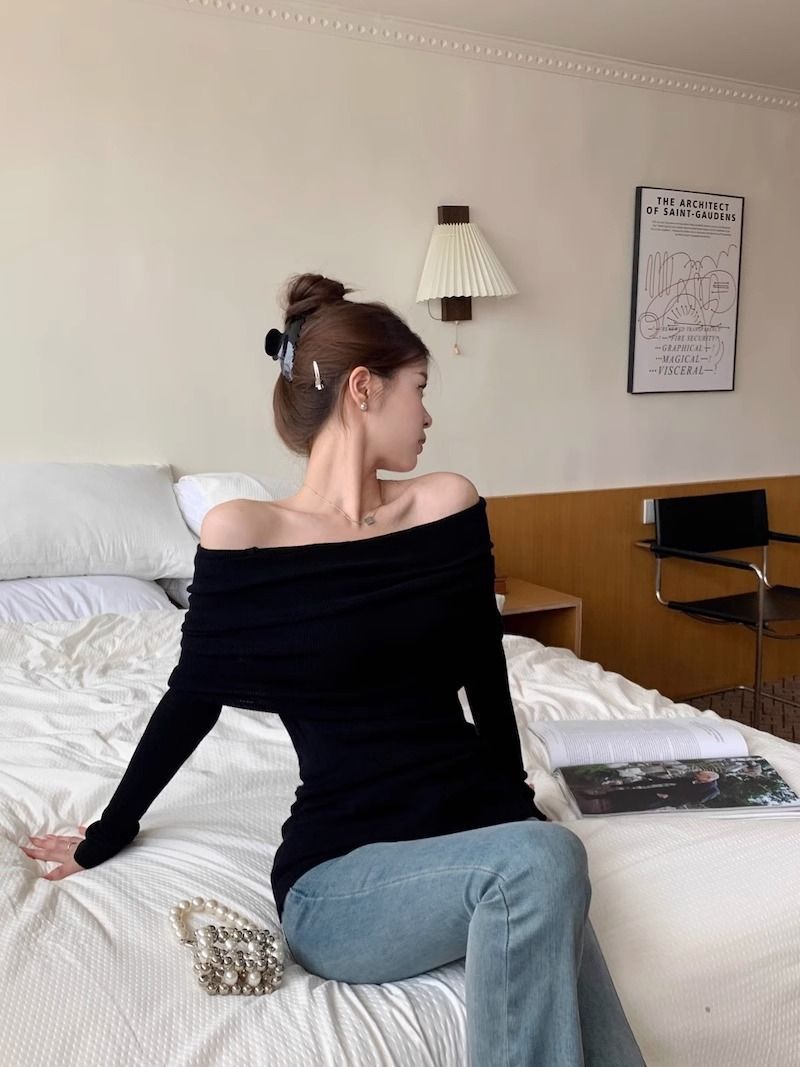 露肩一字肩上衣针织衫女秋装新款修身长袖红色漏肩黑色一字领毛衣详情20