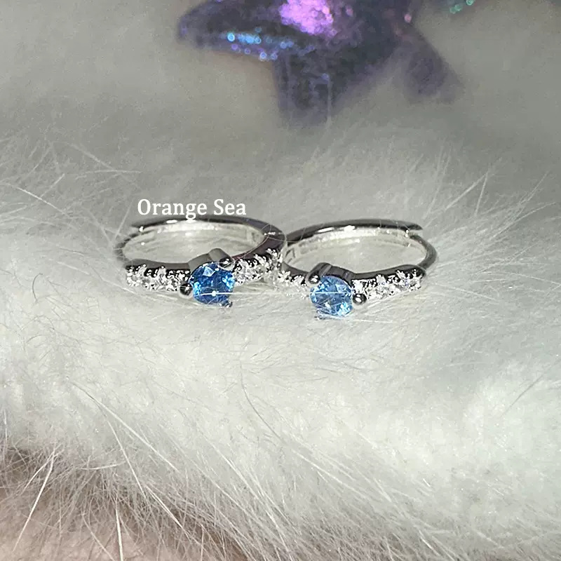 Orange Sea, a cool sea blue color that accentuates a fair complexion, is a versatile, niche, high-end and simple earring for women pic 4