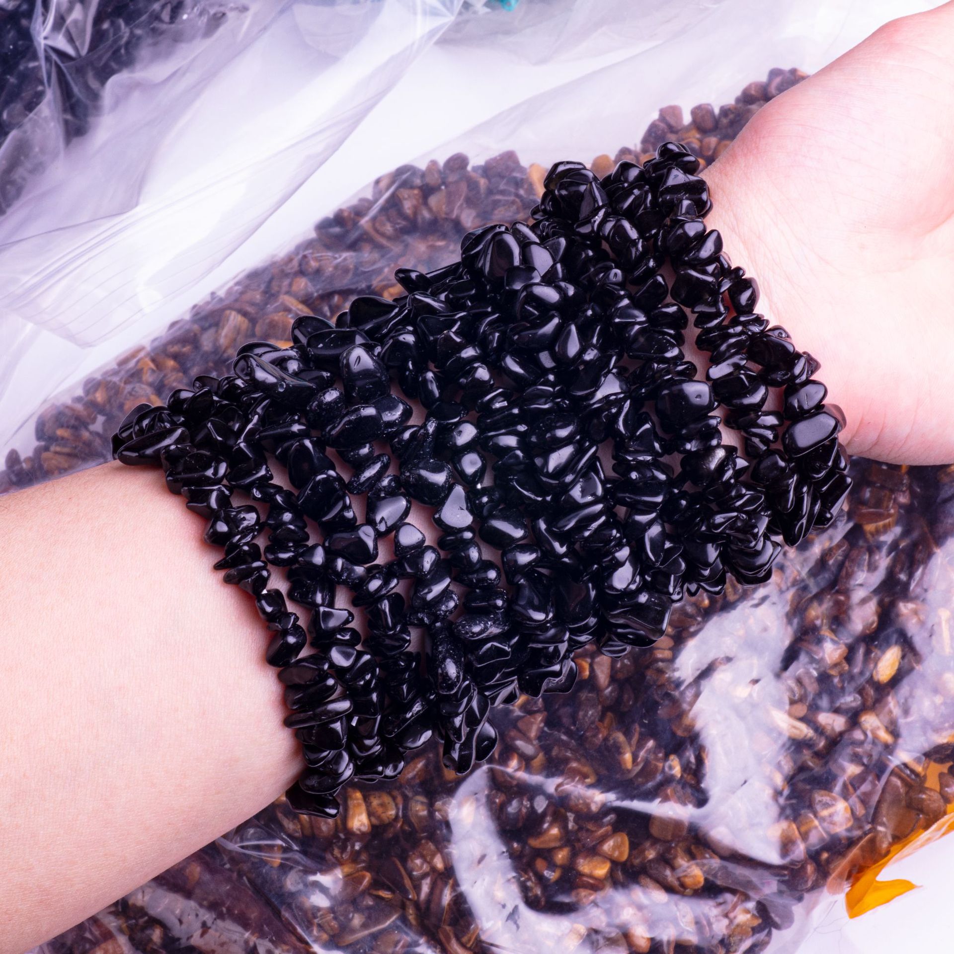 批发天然石水晶碎石女士链条手串不规则小碎石紫晶手串手饰品详情13