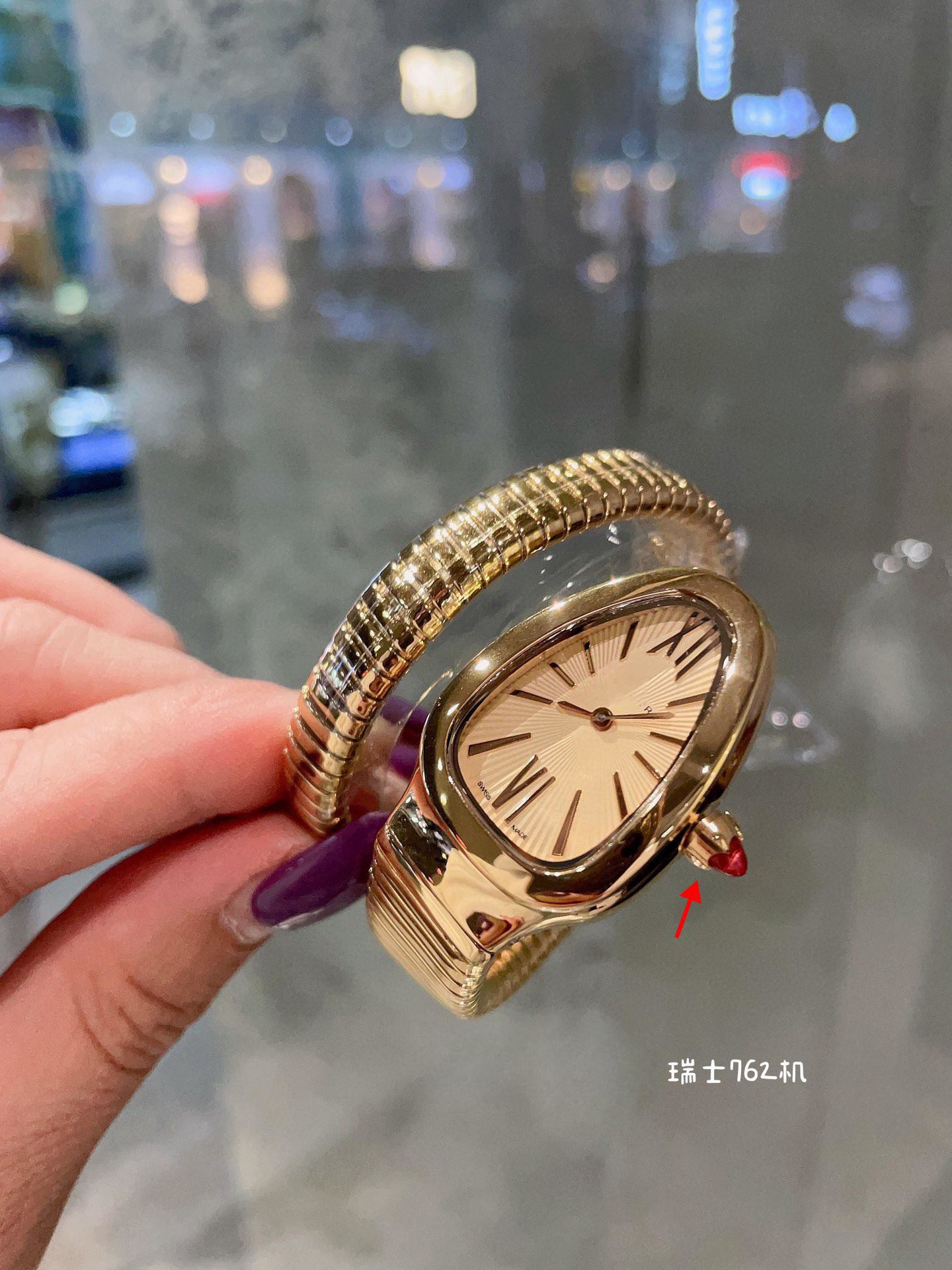 BV鎏光蛇影腕表时尚女士手表经典蛇形表头光环系列蓝气球腕表女表详情4