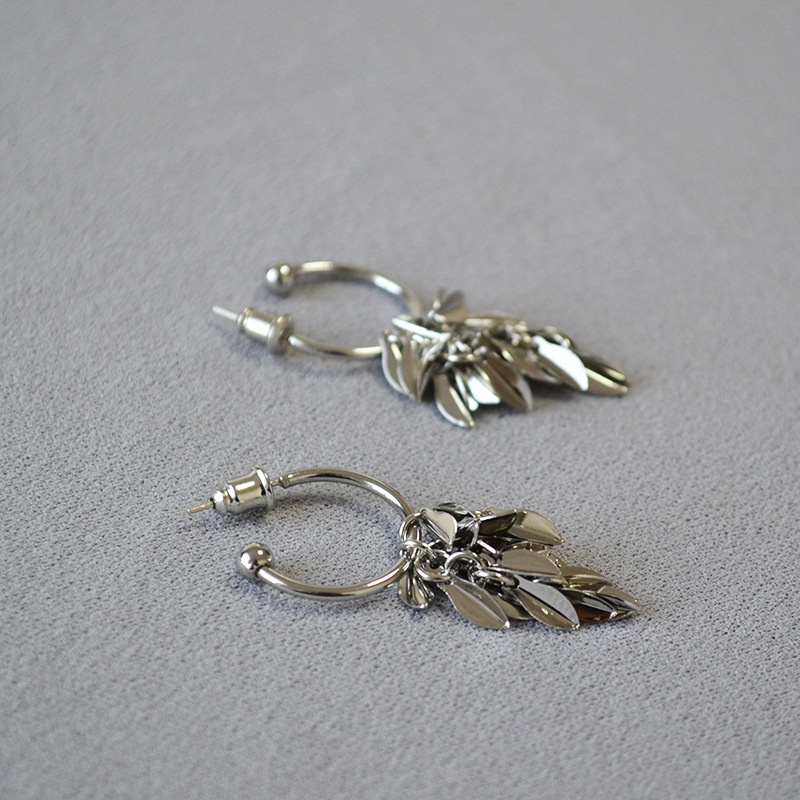 日韩小众设计潮酷银色树叶流苏闪耀动感925银针C字耳环耳饰气质女详情2