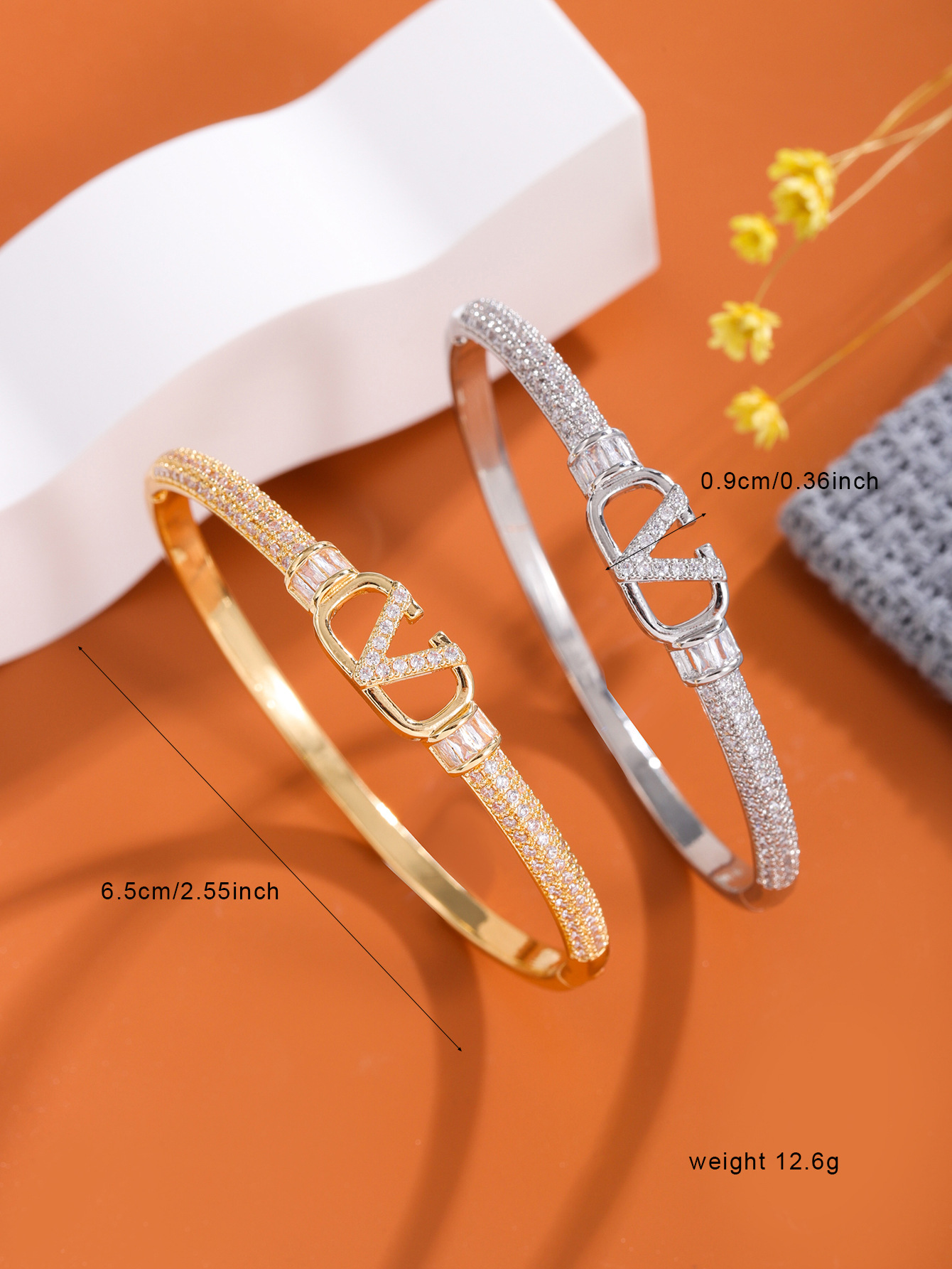 手镯女生高级感 多款式不掉色时尚手环 新品个性ins轻奢手镯批发详情4