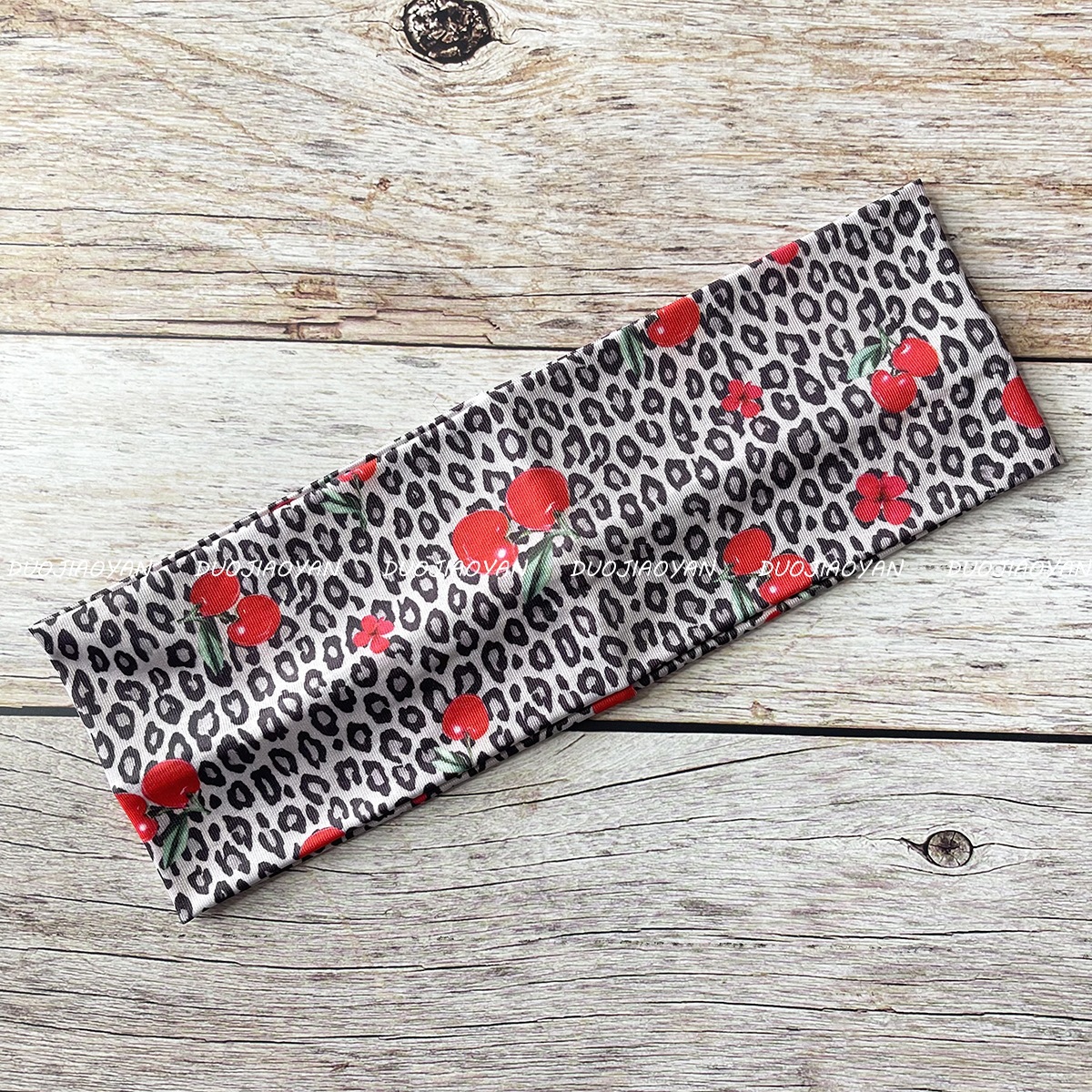 The new cherry-printed hair band from Europe and America is fashionable, sweet and cool. It features a fruit-patterned hair accessory with wide edges and a flat elastic band for women pic 11