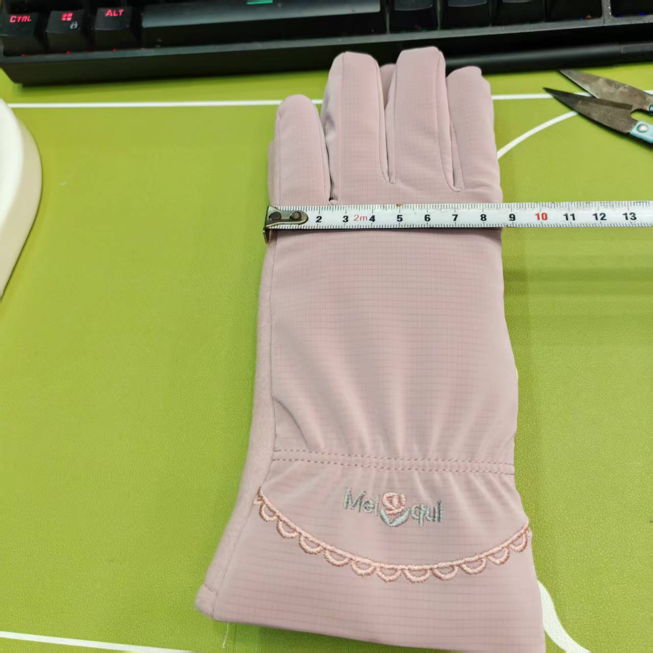 2025 guantes de esquí nuevos guantes calientes sensación de piel otoño invierno engrosado pantalla táctil suave conducción a prueba de viento pic 18