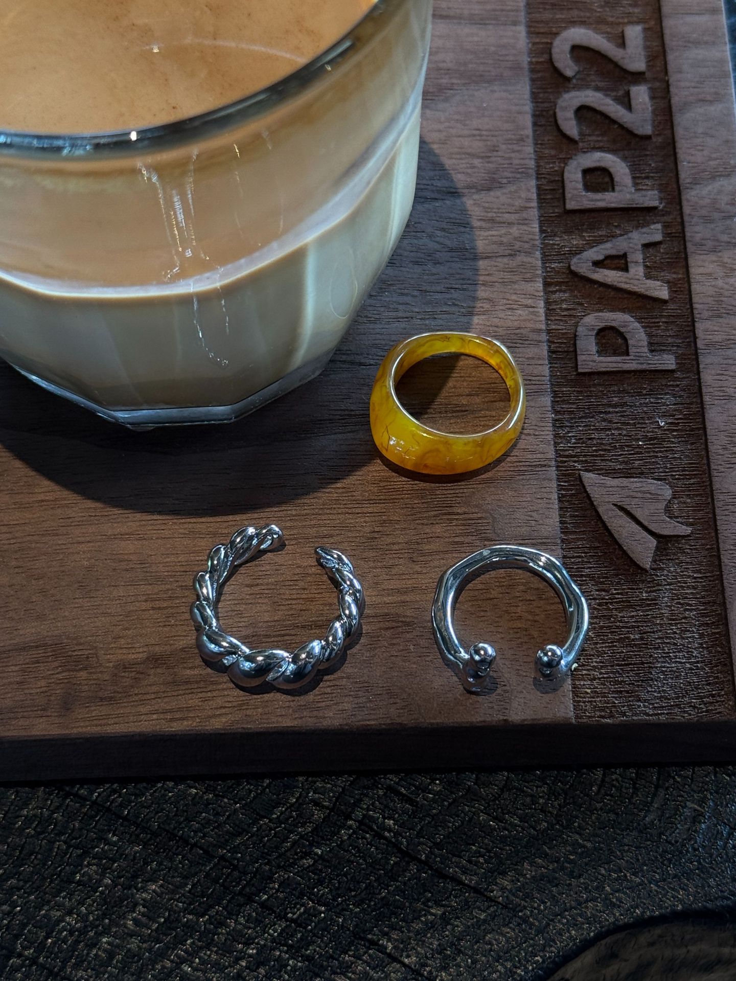 A niche and unique irregular-shaped resin ring with a cold opening shows off. The open copper electroplated ring pairs well with a versatile ring for women pic 14