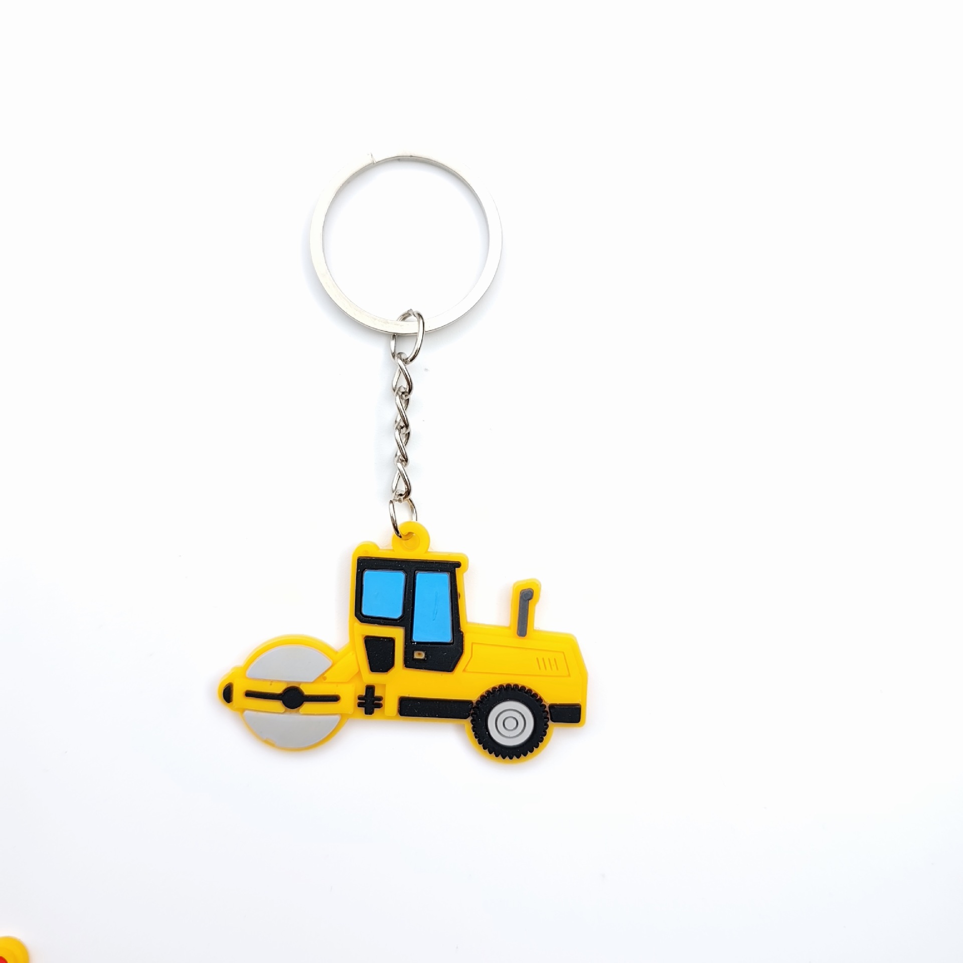 Дорогие брелоки для трансграничных инженерных автомобилей, мультяшные кольцы для детей-тракторов, украшения, аксессуары, подарки pic 13