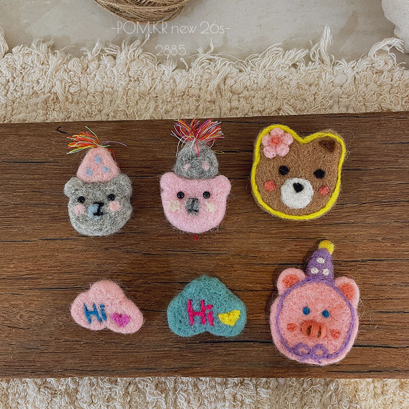 Felt handmade ornaments, felt small animal cloud pendants, creative and cute handicrafts, gifts and decorations pic 3