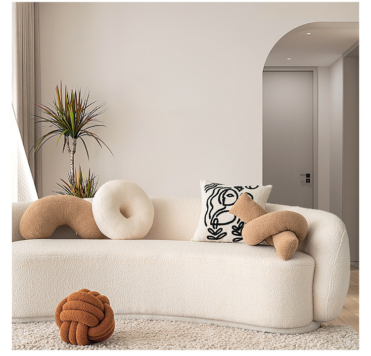 The quirky and irregular-shaped teddy plush pillow, the cream Ins-style decoration of the homestay, and the high-end sofa cushion waist are selling well on Amazon pic 7