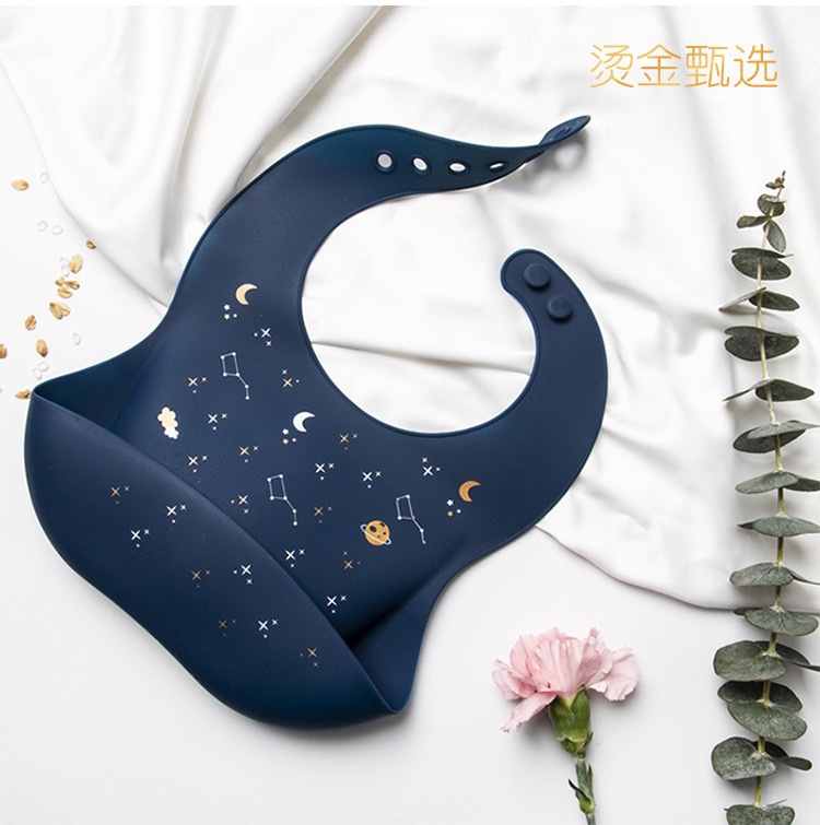 婴童 硅胶围兜小熊围嘴男女宝宝吃饭兜儿童口水兜防水防脏神器详情6