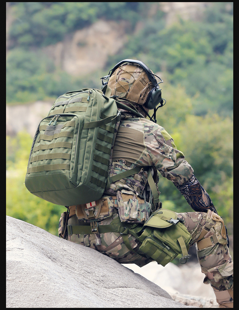 新款迷彩战术背包Aitobu男户外多用途大容量防水登山包详情24