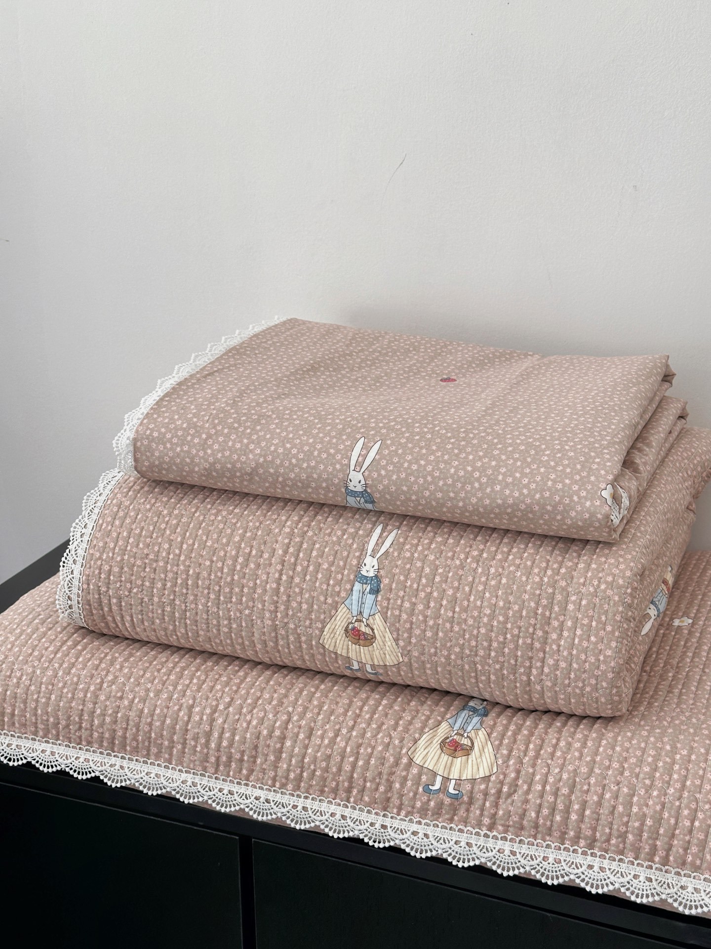 Lisa series, a three-piece set of all-cotton high-temperature sand-washed cotton bed cover, is skin-friendly, breathable and suitable for all seasons pic 84