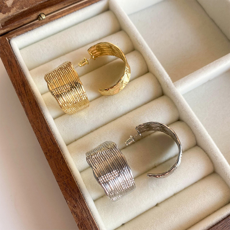 欧美个性时尚复古金属纹理耳圈气质简约百搭冷淡风耳环设计耳饰品详情6