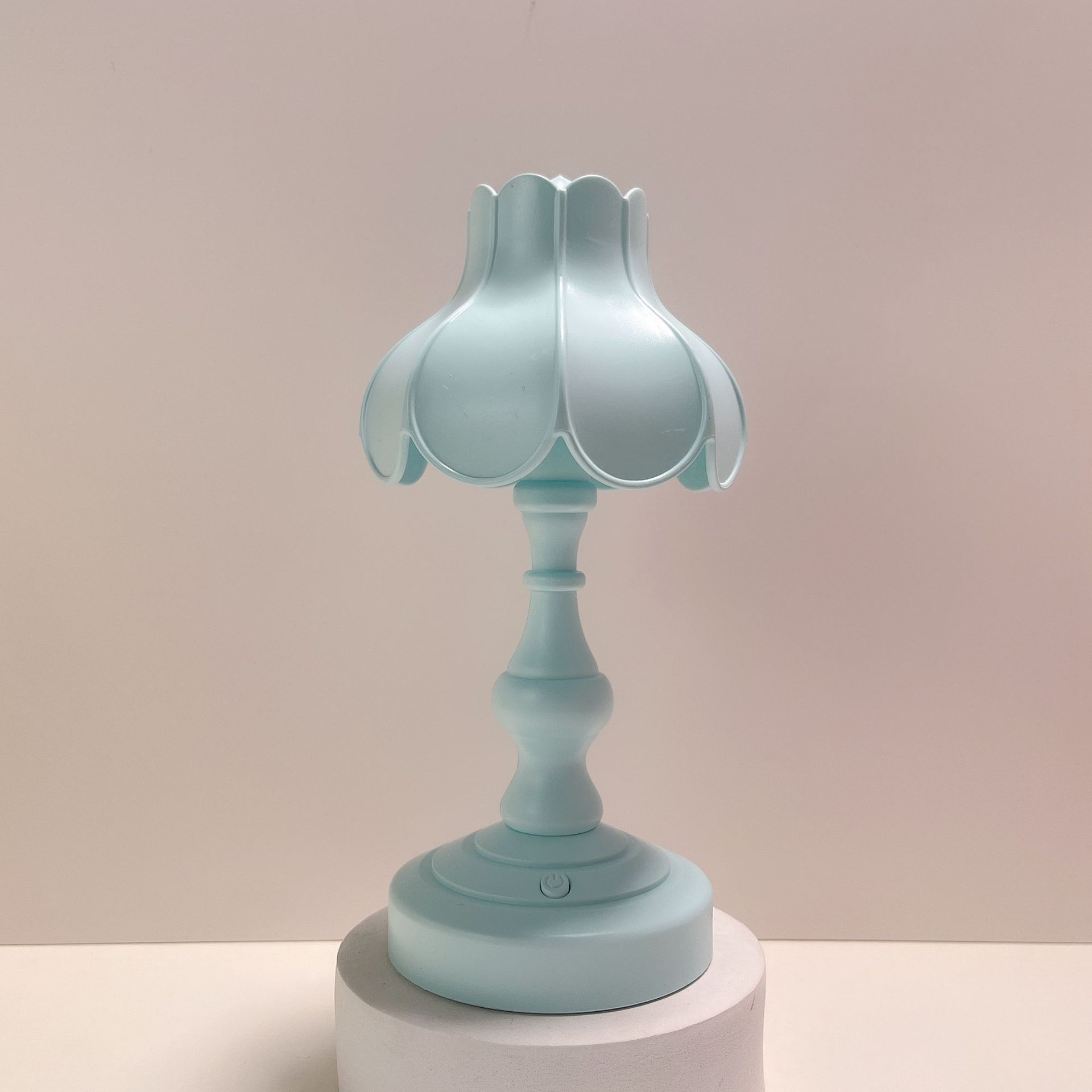 Retro atmosphere light, DIY handmade table lamp, lotus leaf night light, cute and girlish bedroom lighting, Nordic style, eye-protecting pic 20