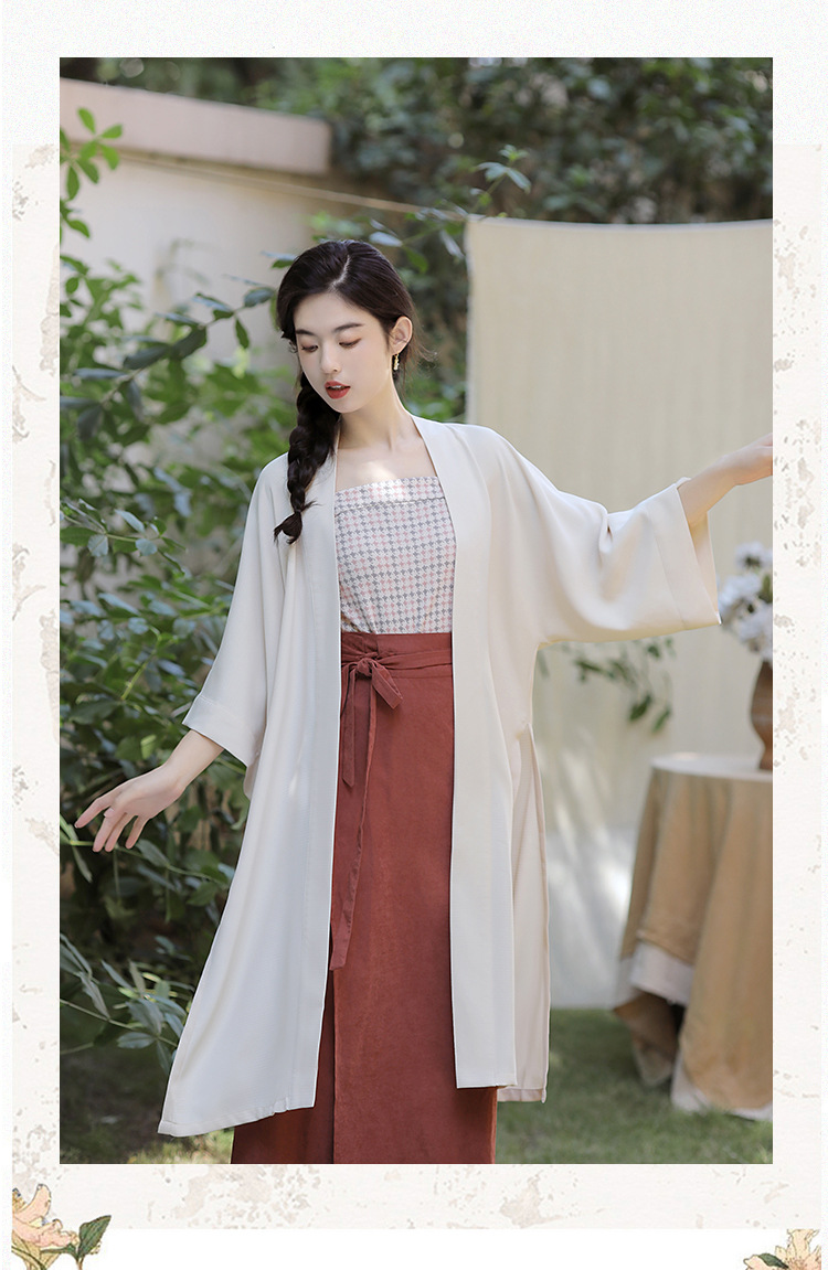 The new spring and summer Hanfu Song Dynasty dress is versatile and slimming. The improved Song Dynasty style halter three-piece set by Changgan Temple for women pic 42