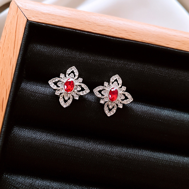 银针新款银色锆石菱形花朵耳钉个性冷淡风耳环时尚中古风耳饰批发详情9