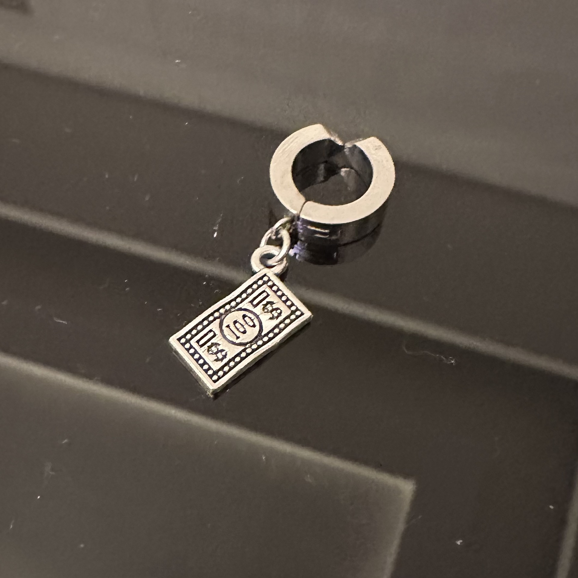 韩版创意男士耳钉 男士款单只潮人耳环 男士个性嘻哈耳坠厂家直销饰品详情11