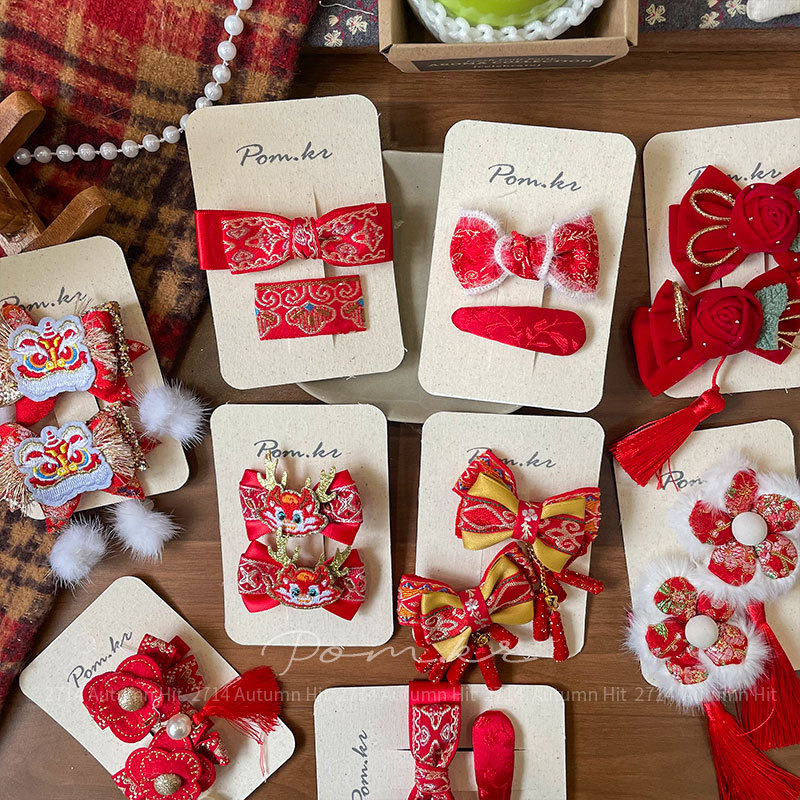 新款韩版红色系甜美蝴蝶结新年款发夹儿童布艺手工侧边碎发刘海夹pom.kr国潮醒狮龙纹红金发夹流苏珍珠装饰喜庆中式少女发饰详情4