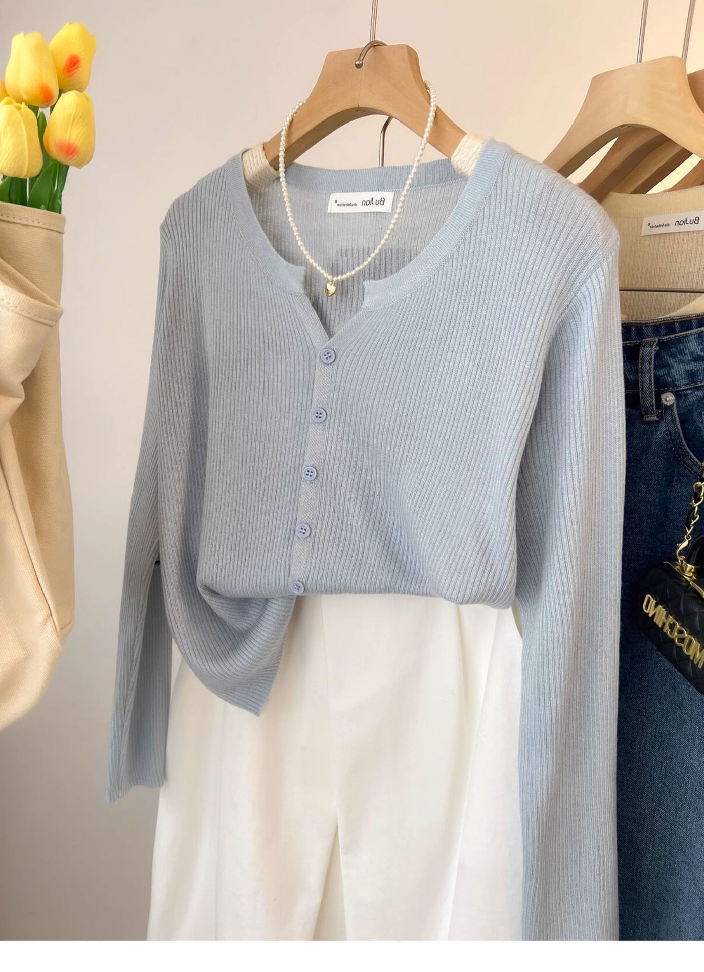 A short woolen cream-colored knitted coat for women, a long-sleeved cardigan for spring and autumn, and a chanel-style innerwear with a base layer pic 8