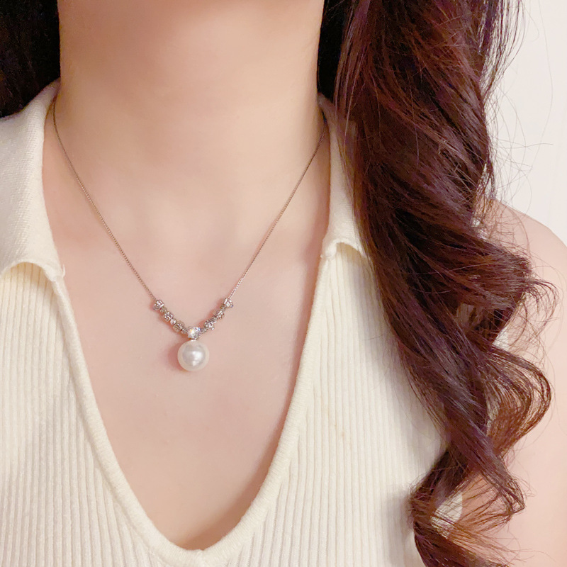 法式轻奢时尚高级感金属镶钻方块珍珠吊坠项链气质简约百搭锁骨链详情10