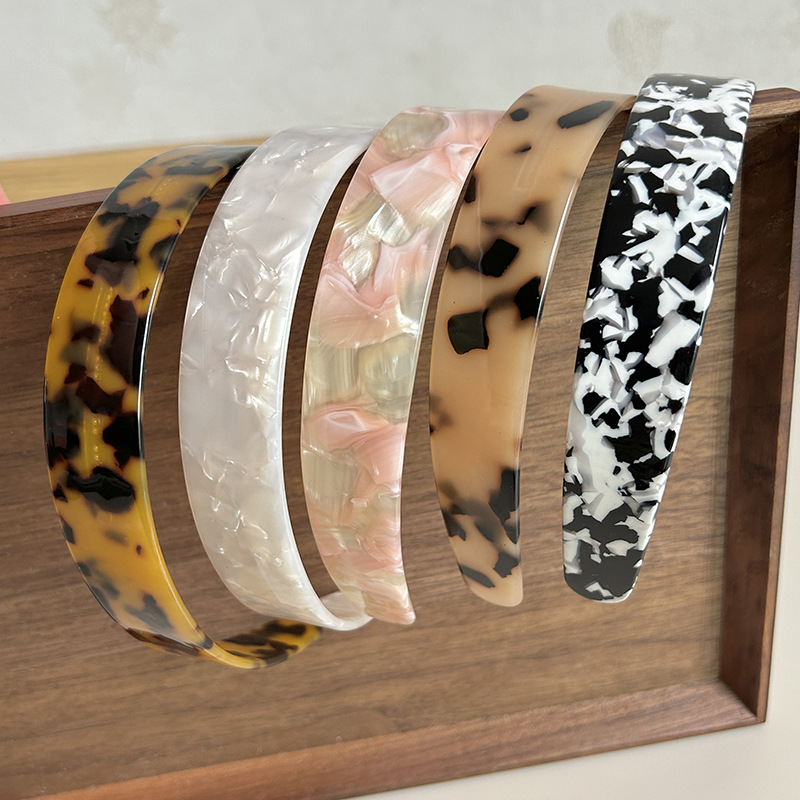 Korean acetate leopard print color hairband with teeth, anti-slip wide edge headband and hair clip, a versatile new for French style women going out pic 2