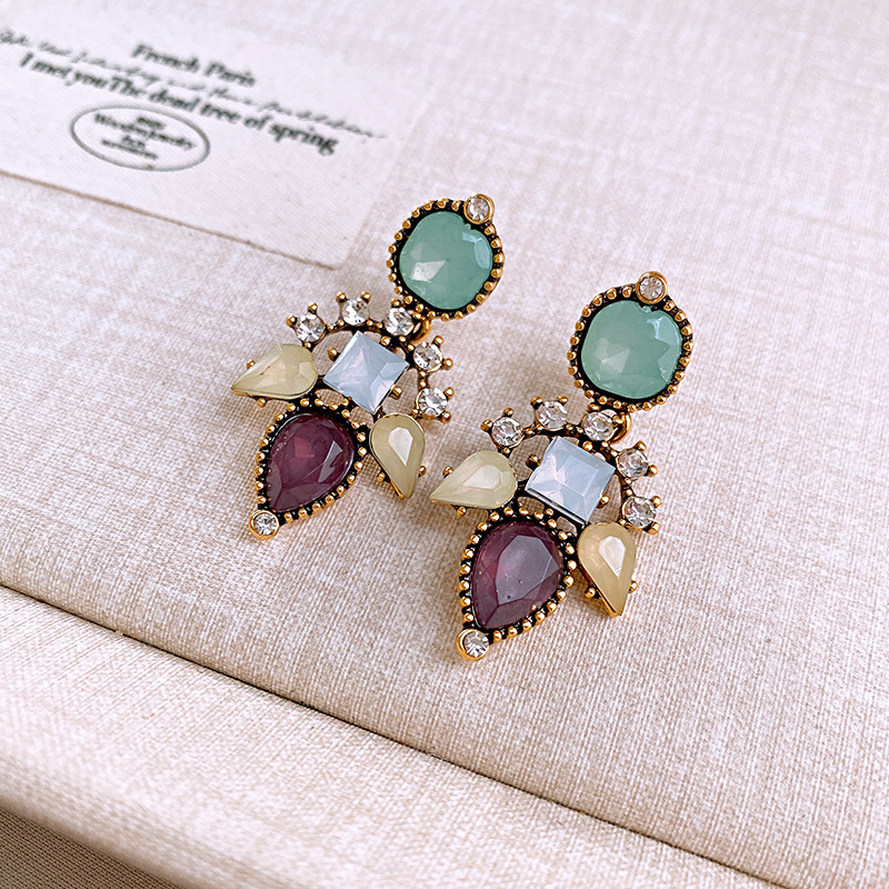 银针欧美夸张树脂镶钻花朵耳钉时尚小众设计感耳环轻奢高级感耳饰详情11