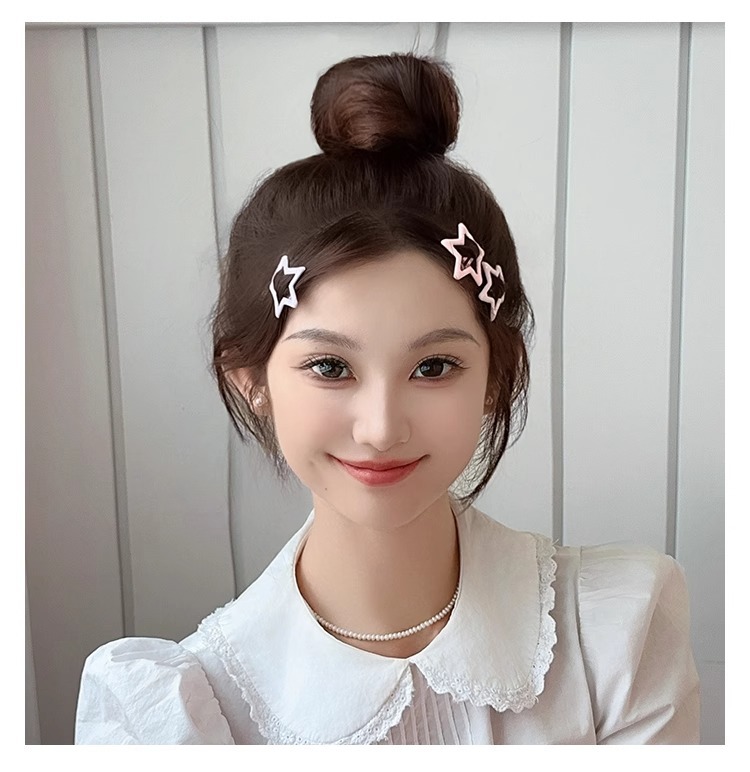 2024年新款儿童五角星星发夹 碎发BB夹子 前额侧边刘海夹 女头饰 发卡 温馨可爱设计
详情15