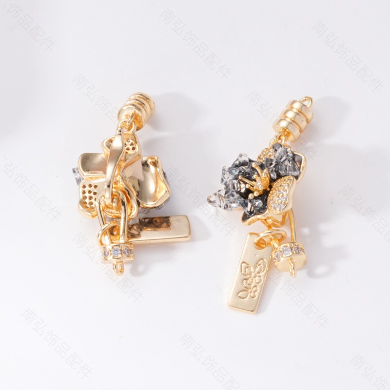 18K gold color-preserving inlaid zircon plum blossom connection at the end pearl buckle bracelet necklace, universal buckle diy jewelry accessory pic 14