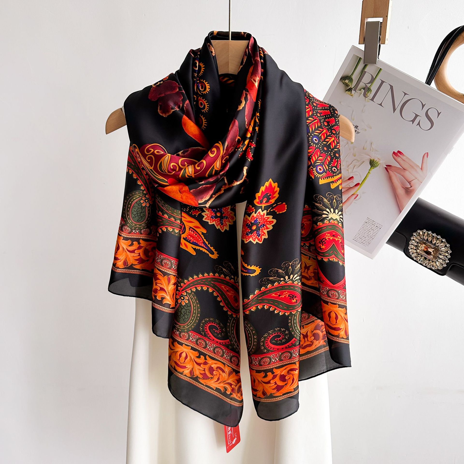 国潮2024春夏仿真丝巾旅游防晒沙滩巾印花长款气质丽锦段围巾围脖批发详情11